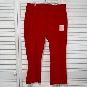 Brand New St. John’s Bay Capri Pants